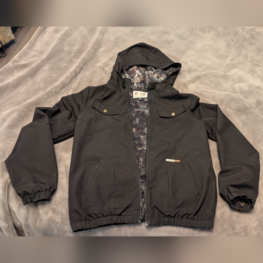 Volcom Scout Jacket with Black and Gray Pattern